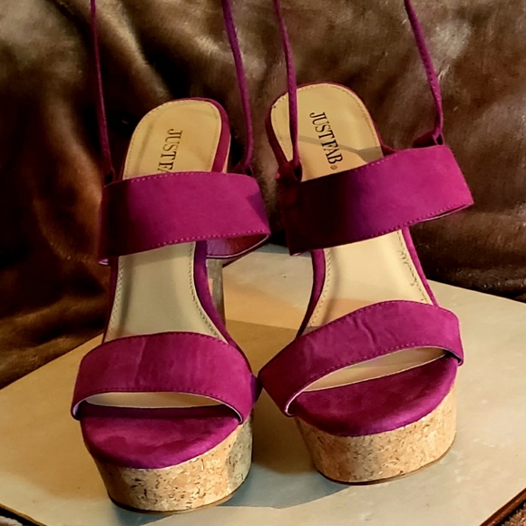 Just Fab Faux Suede Wedges - Picture 5 of 15